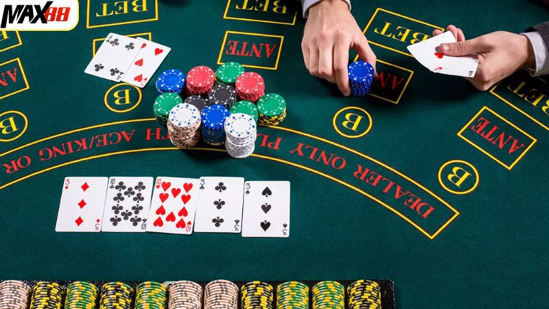 Poker Max88 - Tìm Hiểu Game Bài Ăn Khách Nhất Hiện Nay 2 Tổng quan trò chơi Poker tại Max88